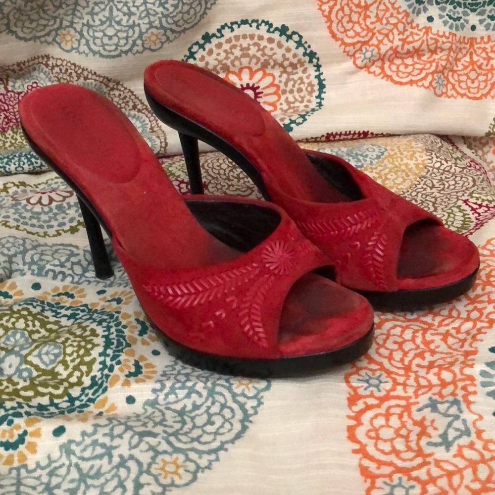 Glory Chen Red Suede and Leather Shoes